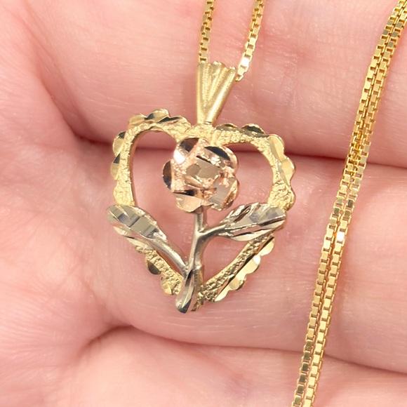 Jewelry - 14K Black Hills Gold Rose Heart Pendant - Laser Etched Floral